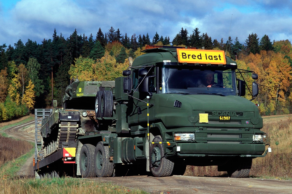 Военный транспорт Scania R144 GA6x4, 1998